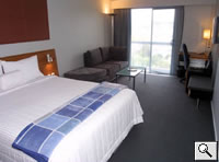 Jet Inn Airport Hotel Deluxe Room - Click To Enlarge