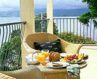 Kawaha Point Lodge Verandah Dining